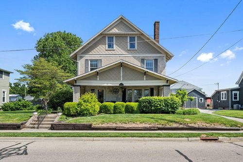 224 E Walnut St, Covington, OH, 45318-1561 | Card Image