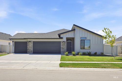 2183 N 8th E St, Mountain Home, ID, 83647 | Card Image
