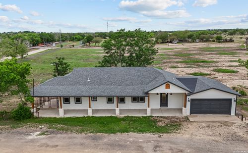 13515 Quintana Rd, Von Ormy, TX, 78073-2813 | Card Image