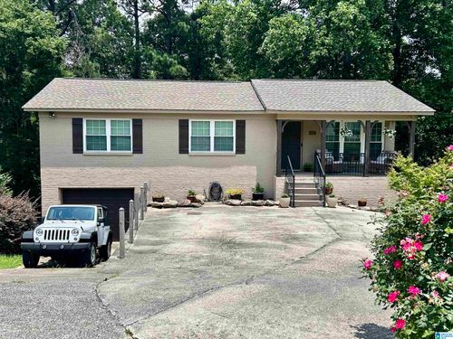 203 Gardenbrook Cir, GARDENDALE, AL, 35071-2321 | Card Image