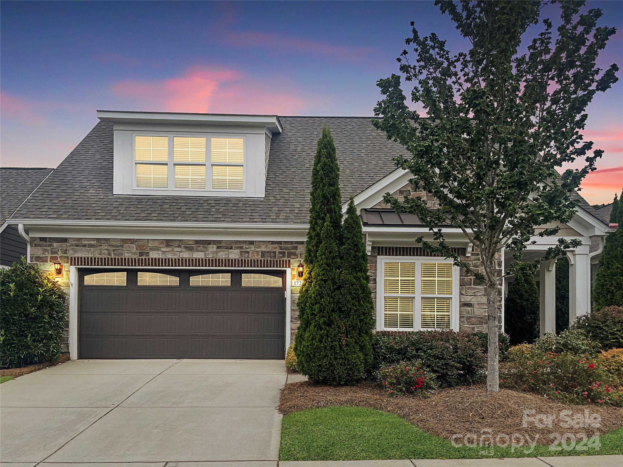 Courtside Landing Dr, Cornelius, NC 28031