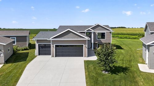 57 4th Ave Se, Kasson, MN, 55944-2904 | Card Image