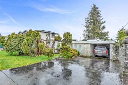 6242 Kitchener St, Burnaby, BC, V5B2J4 | Card Image