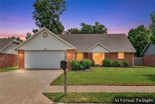 1209 N 34th Street, Rogers, AR, 72756 | Card Image