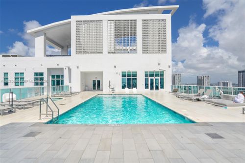 1512-133 Ne 2nd Ave, Miami, FL, 33132-2912 | Card Image