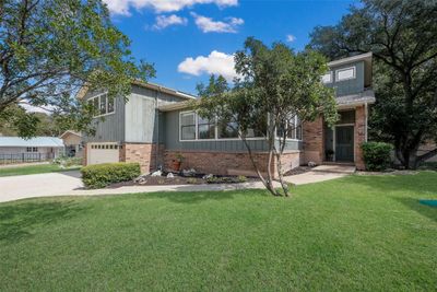 151 Trelawney Street, House other with 3 bedrooms, 2 bathrooms and 8 parking in Mcqueeney TX | Image 2