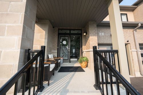 61 Tiberini Way, Bradford, ON, L3Z4K3 | Card Image