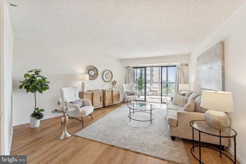 apt-609-1600 N Oak St, ARLINGTON, VA, 22209-2753 | Card Image