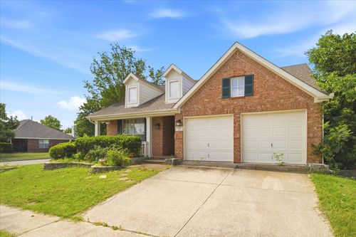 5101 Stonecrest Dr, Mckinney, TX, 75071-7844 | Card Image