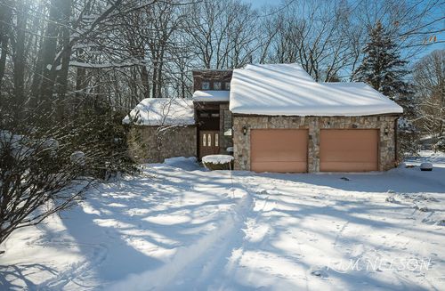 4791 Doug Dr, Whitehall, MI, 49461-9489 | Card Image