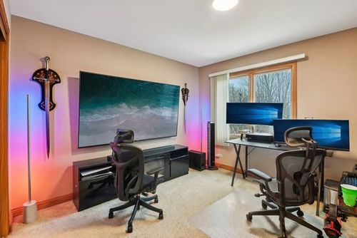 160 Lincoln St, Roselle, IL, 60172-1125 | Card Image