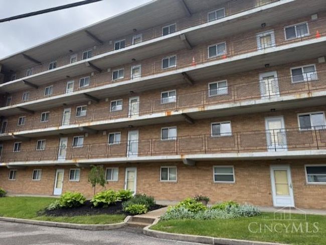 2680 Lehman Rd, Condo with 2 bedrooms, 1 bathrooms and null parking in Cincinnati OH | Image 21