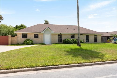 318 Rancho Viejo Blvd, Brownsville, TX, 78526-9445 | Card Image