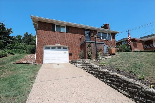 1612 Worcester Dr, Pittsburgh, PA, 15243-1534 | Card Image