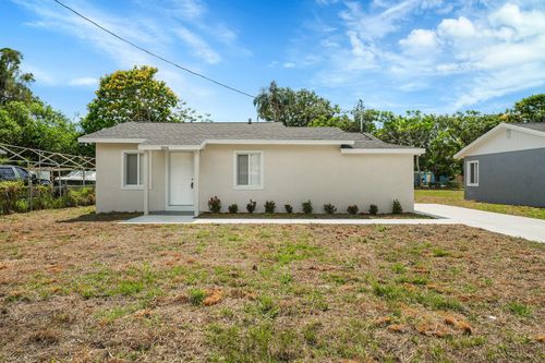 306 N 28th St, Fort Pierce, FL, 34947-3319 | Card Image