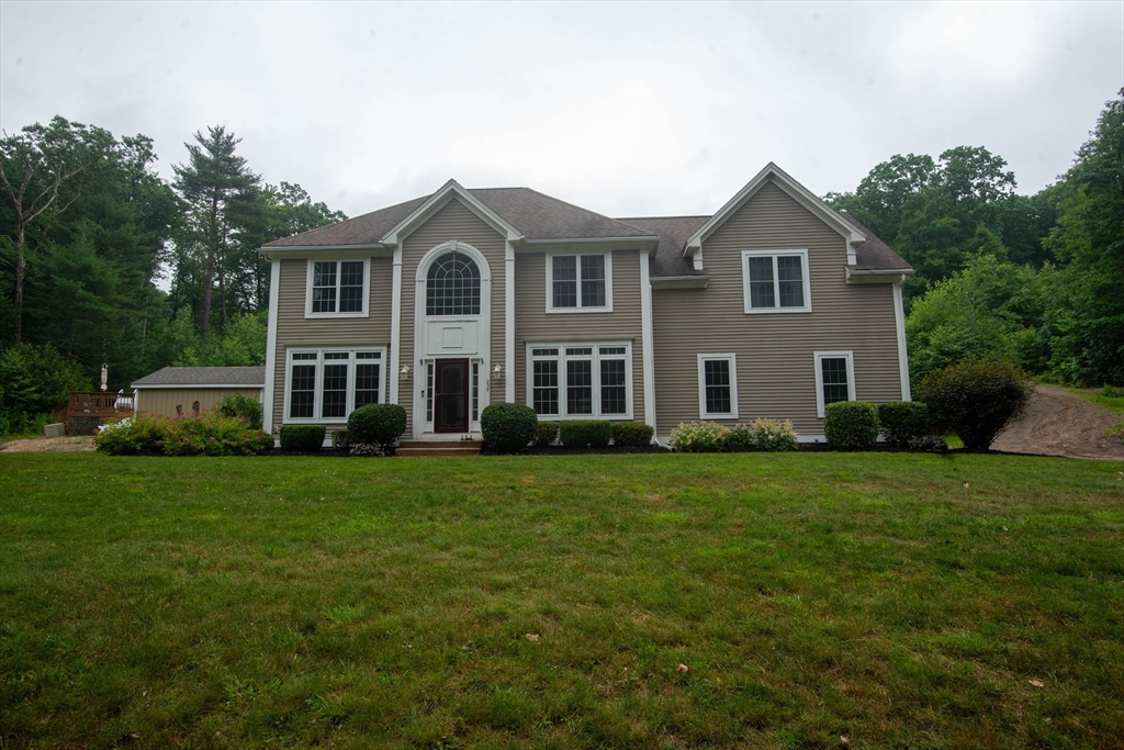 New Braintree Rd, West Brookfield, MA 01585