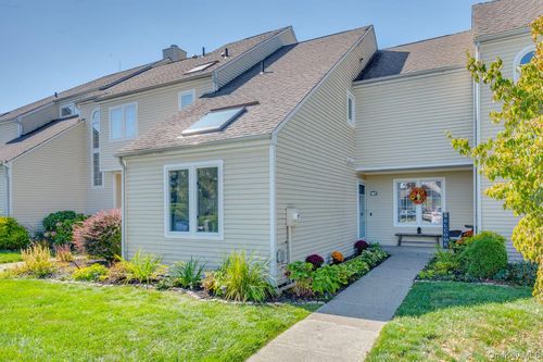 187 Fairway Dr, Carmel, NY, 10512-1532 | Card Image