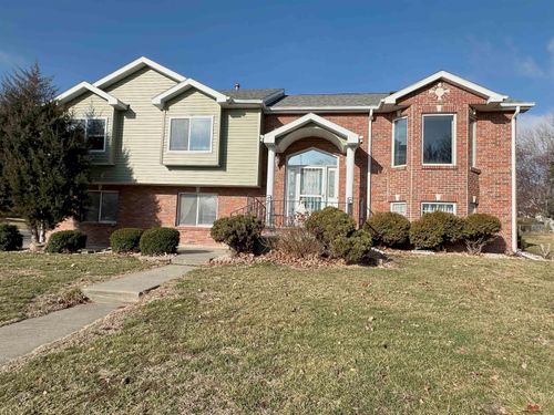 2620 Jacquelyn Dr, Lincoln, NE, 68512-2023 | Card Image