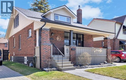 2150 Lincoln Rd, Windsor, ON, N8W2R1 | Card Image
