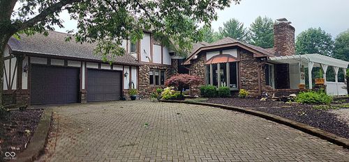 13101 N Bray Rd, Mooresville, IN, 46158-6975 | Card Image