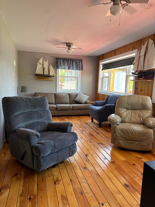 872 Red Point Rd, Home with 4 bedrooms, 1 bathrooms and 1 parking in Red Point NS | Image 14