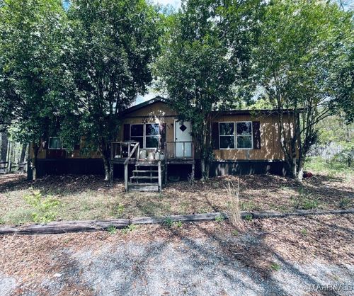 545 Hamp Simmons Rd, Tallassee, AL, 36078-6629 | Card Image