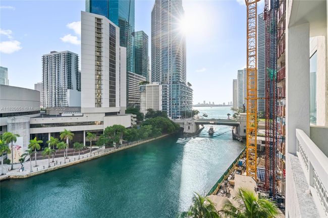 APT-707 - 31 Se 5 Th St, Condo with 1 bedrooms, 1 bathrooms and null parking in Miami FL | Image 50