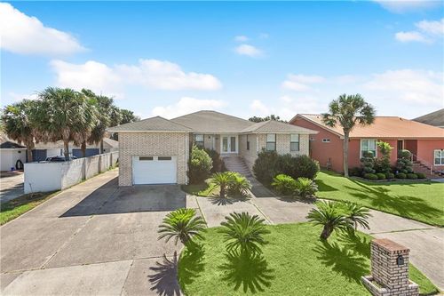 4401 Alba Rd, New Orleans, LA, 70129-2603 | Card Image