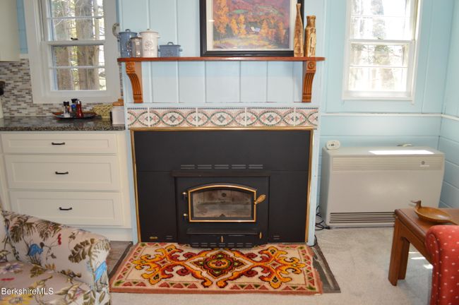 40 N Lake Way, House other with 2 bedrooms, 1 bathrooms and 3 parking in Becket MA | Image 16