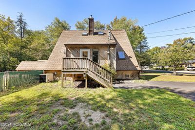 32 Barnegat Beach Drive, House other with 2 bedrooms, 2 bathrooms and null parking in Waretown NJ | Image 2