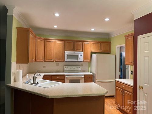 4901 Wynford Ct, Harrisburg, NC, 28075-7425 | Card Image