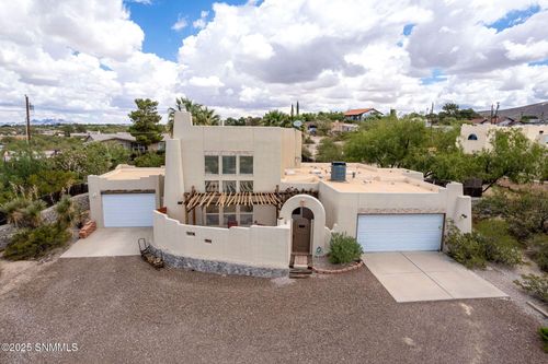 4295 Senna Dr, Las Cruces, NM, 88011-7634 | Card Image
