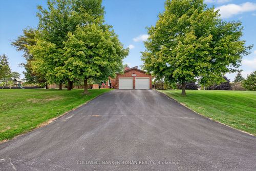 22 Mulock Dr, Bradford West Gwillimbury, ON, L3Z0A7 | Card Image
