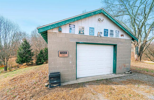 View of garage | Image 5