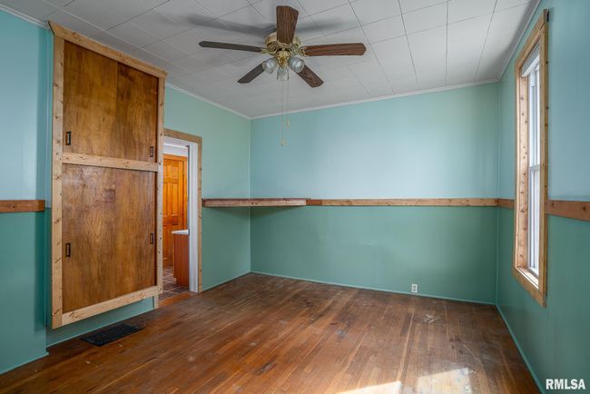 401 N 11 Th St, House other with 2 bedrooms, 2 bathrooms and null parking in Clinton IA | Image 16