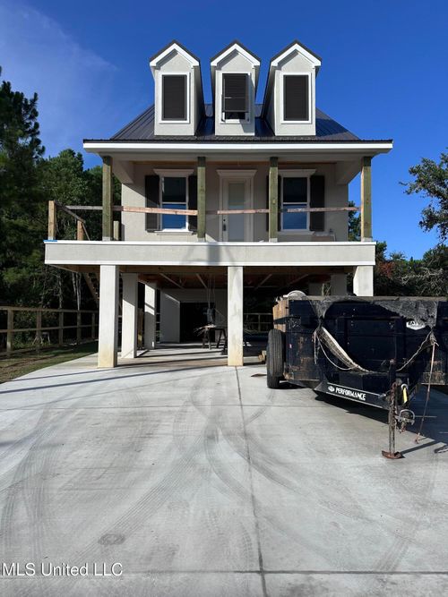 200 Farrar Ln, Waveland, MS, 39576 | Card Image