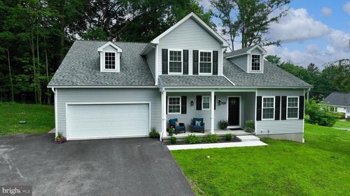 2312 Raleigh Dr, LANCASTER, PA, 17601-2981 | Card Image