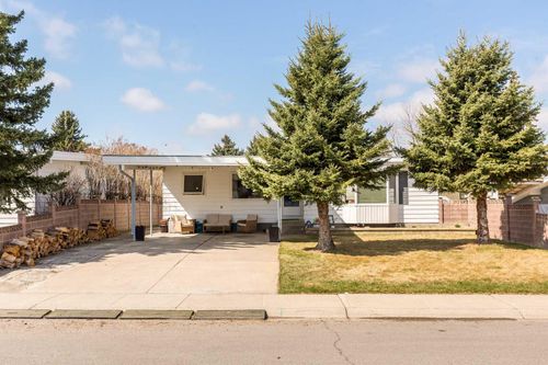 1414 17 St N, Lethbridge, AB, T1H3E6 | Card Image