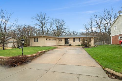 3138 12th Ave, Moline, IL, 61265-3303 | Card Image
