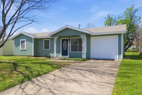 809 Milam Dr, Euless, TX, 76039-3206 | Card Image