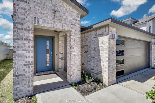 917 Kickapoo Ln, College Station, TX, 77845-2165 | Card Image