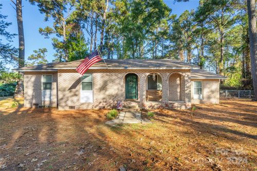 6058 Bethel Rd, Southport, NC, 28461-8919 | Card Image