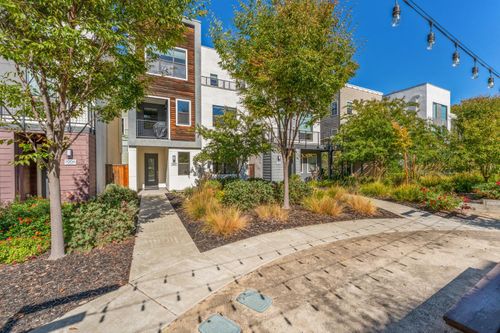 1010 Alkali Ln, Sacramento, CA, 95814-0765 | Card Image