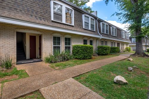 114-2020 Continental Avenue, Tallahassee, FL, 32304 | Card Image