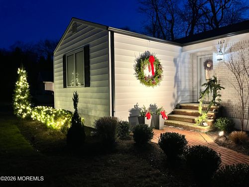 162 Queens Dr S, Little Silver, NJ, 07739-1631 | Card Image