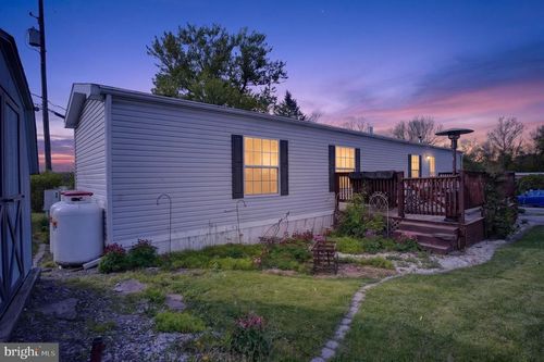 39 Country Club Rd W, NORTHAMPTON, PA, 18067-3008 | Card Image