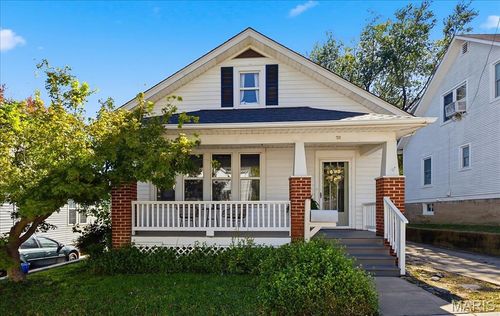 712 James St, Washington, MO, 63090-1910 | Card Image