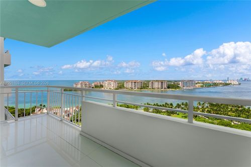 1805-400 S Pointe Dr, Miami Beach, FL, 33139-7301 | Card Image