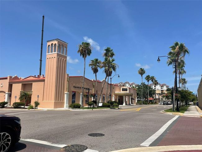1060 - 1060 Cockrill St, House other with 2 bedrooms, 2 bathrooms and null parking in VENICE FL | Image 69
