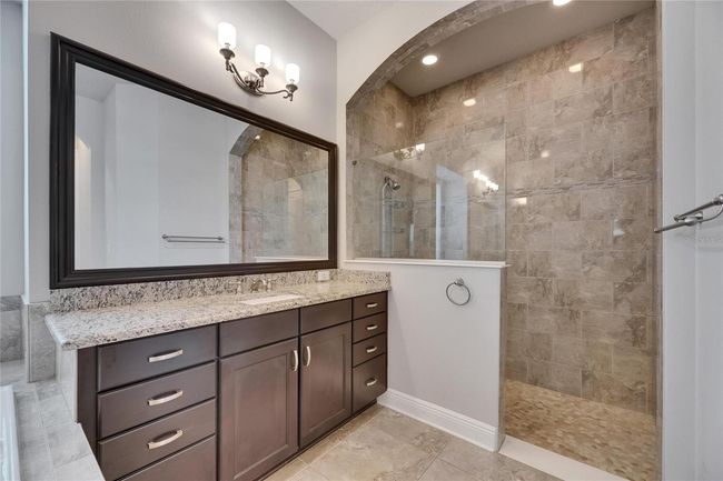 Master Bath | Image 33